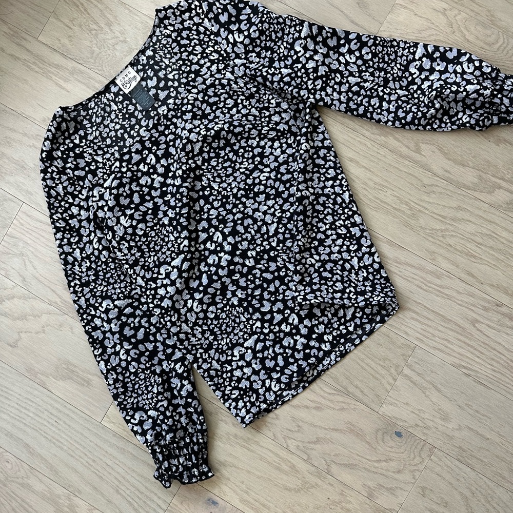 Leopard Print Long Sleeve Blouse